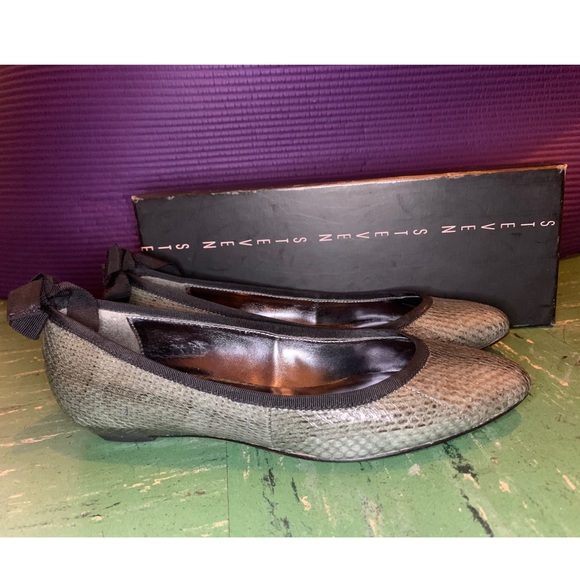 New Steve Madden Flats Snakeskin Size 6.5 - Picture 3 of 7